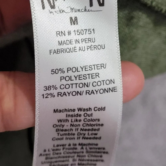 Nation Ltd Green Long Sleeve Top Size M Crew neck Pullover Cutout Shoulder  27CT - Picture 5 of 8